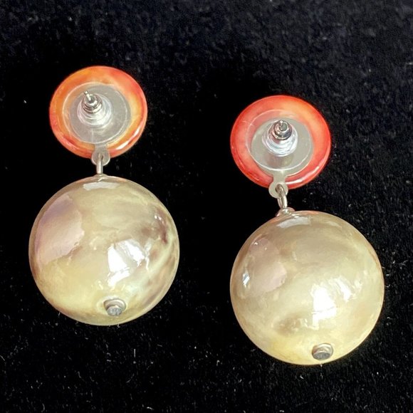 Fun Iridescent Cha Cha Balls Festive Earrings Pearlescent Red & Gray 2” Dangles - Picture 4 of 5